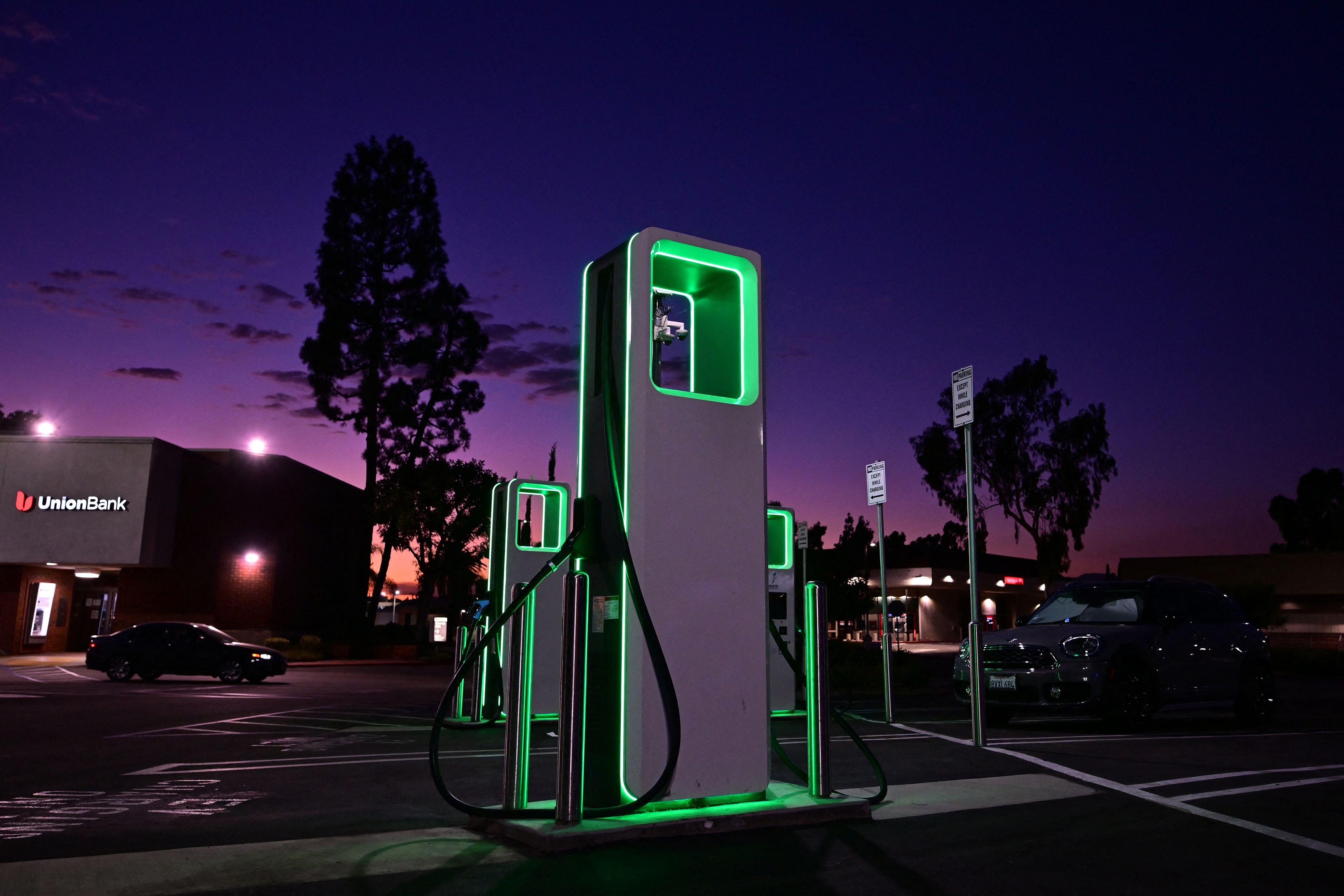 Multi-bay EV charging station for high-traffic locations
